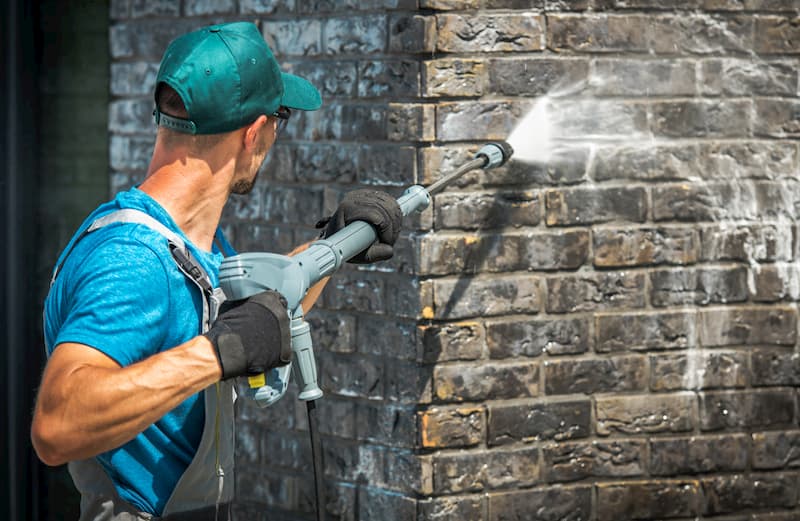 Commercial Pressure Washing
